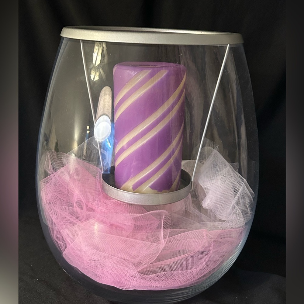 Partylite Clearly Creative Hurricane Pillar holder.  RETIRED PIECE, vintage